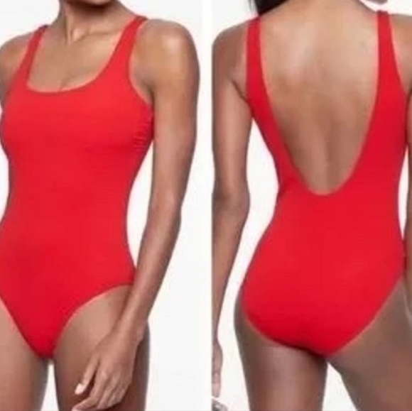 Athleta Other - Athleta bright red one piece low back ribbed swimsuit